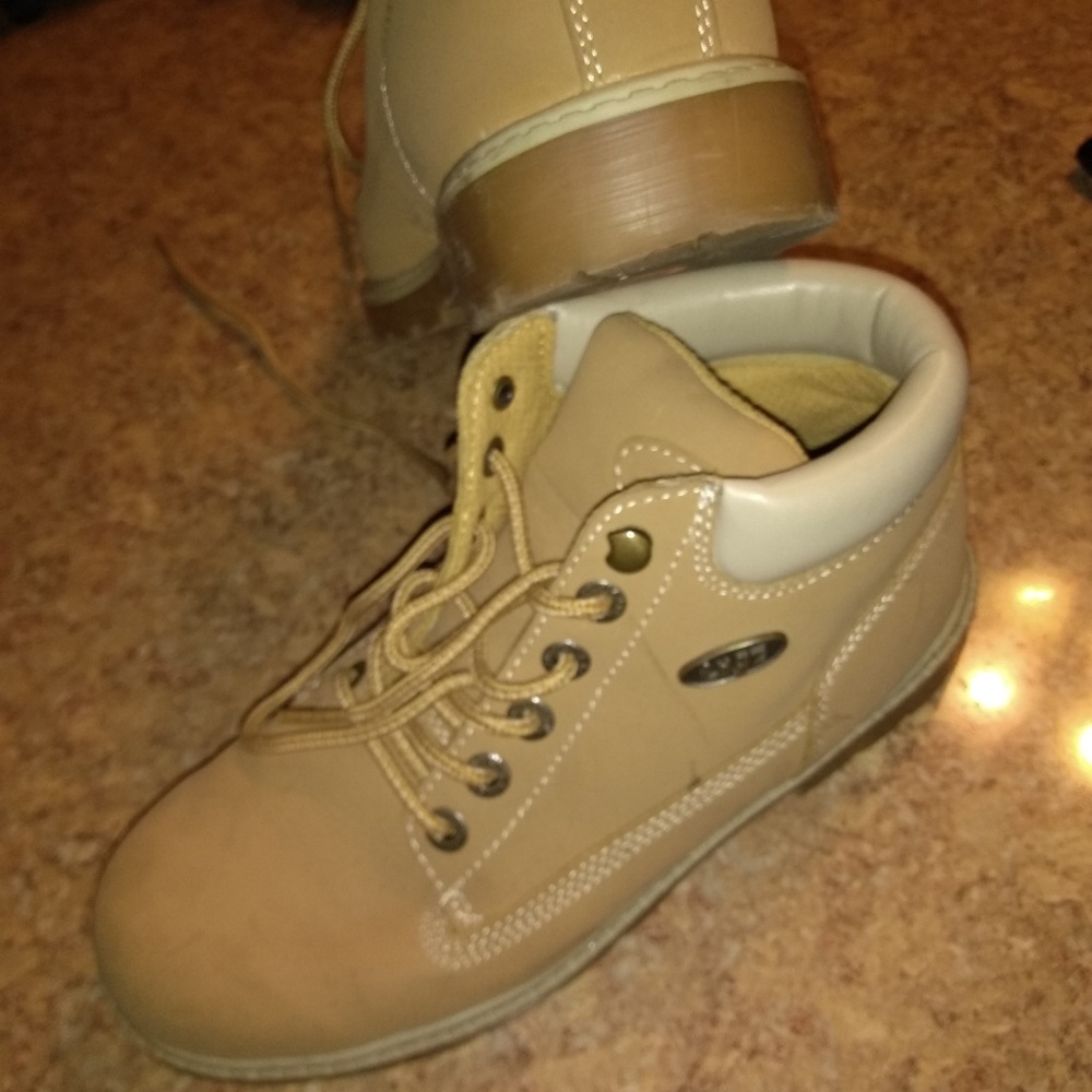 Lugz